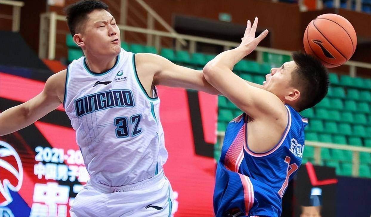 c7娱乐官方网站-内线力量悍将成为锋线保障，助球队稳步前行(nba强力内线)
